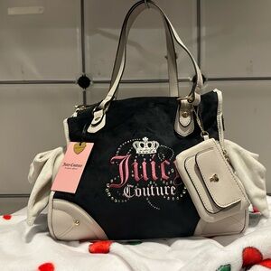 BNWT Juicy couture latest viral tote bag with bows!!
